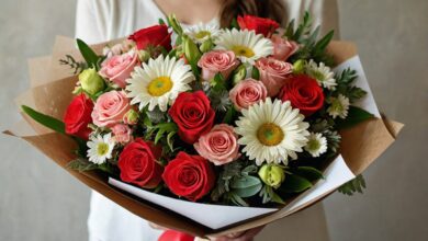 Romantic Anniversary Flower Bouquets